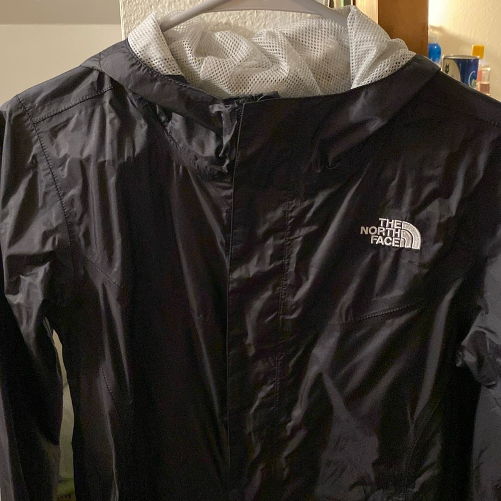 north face windbreaker jacket